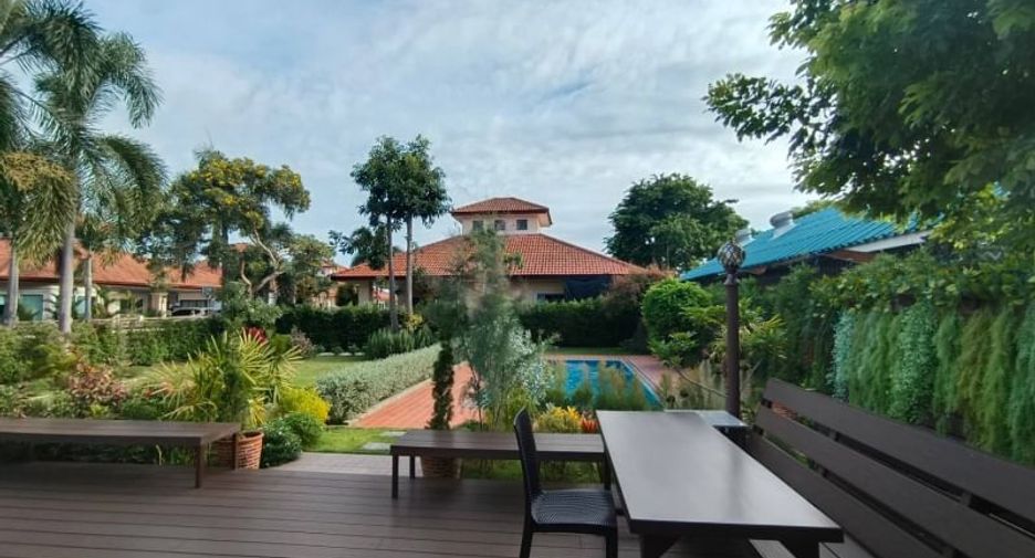 For sale 3 bedrooms house in Bang Lamung, Chonburi