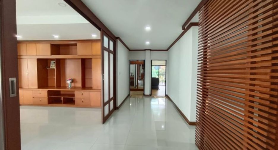For sale 3 bedrooms house in Bang Lamung, Chonburi