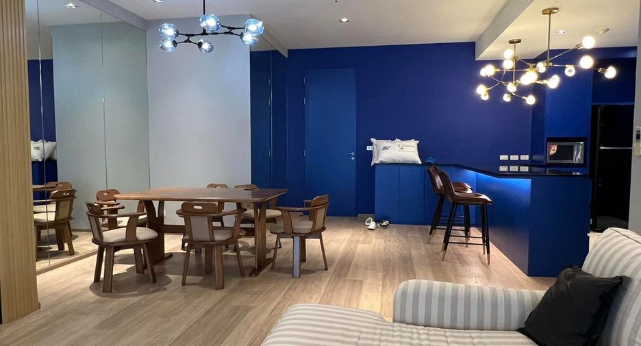 Condo en alquiler de 2 habitaciones en Khlong Toei, Bangkok