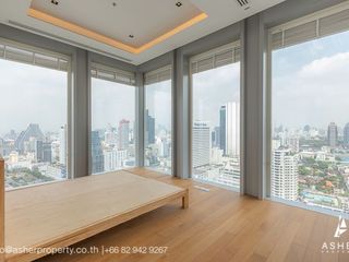 For rent 3 bedrooms condo in Sathon, Bangkok
