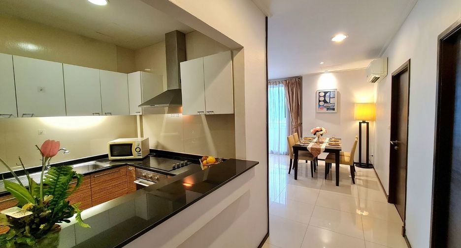 For rent 2 ベッドルーム serviced apartment in Watthana, Bangkok