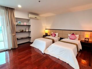 For rent 2 bed serviced apartment in Watthana, Bangkok