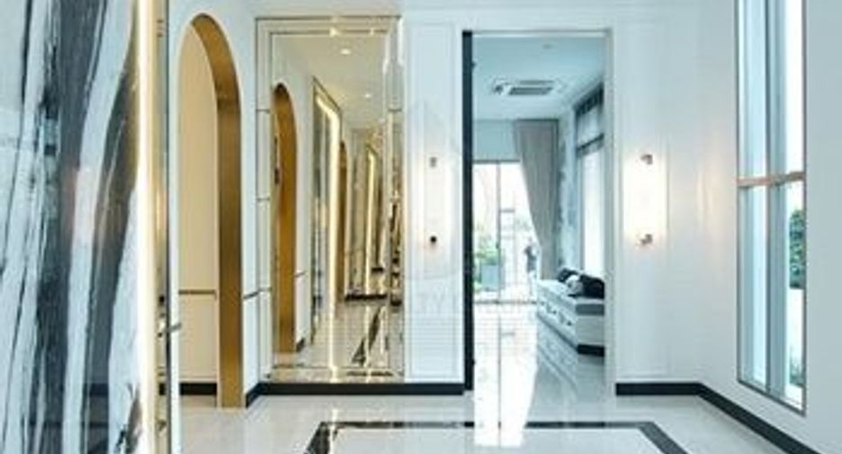 À vendre 5 chambres maison à Lat Krabang, Bangkok