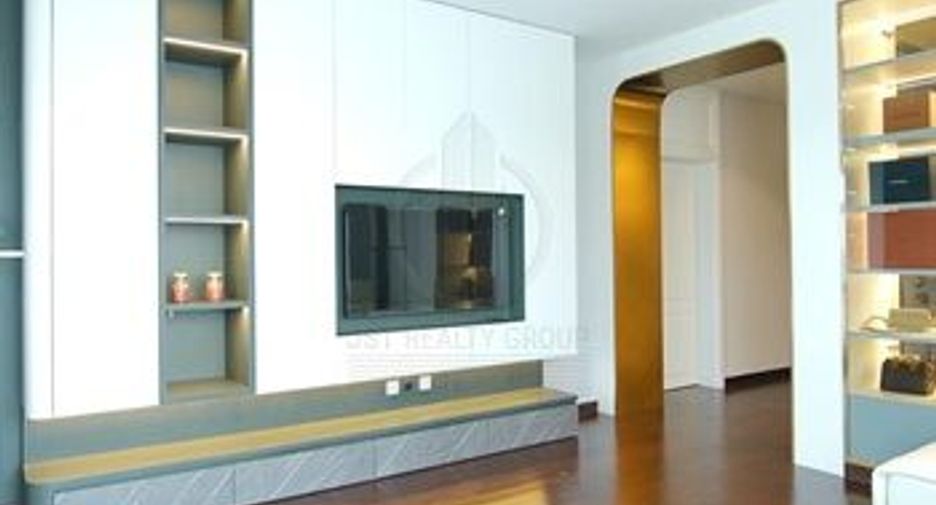 À vendre 5 chambres maison à Lat Krabang, Bangkok