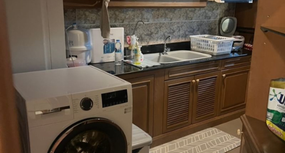ขาย 2 ห้องนอน คอนโด ใน คลองเตย, กรุงเทพฯ