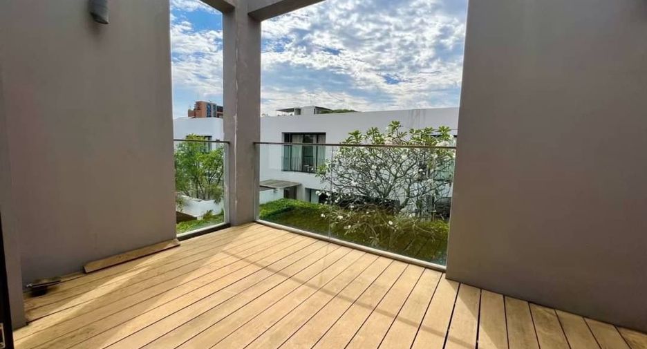 Casa en alquiler de 4 habitaciones en Watthana, Bangkok