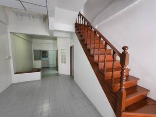 出售 2 卧室 联排别墅 在 Bang Sue, 曼谷