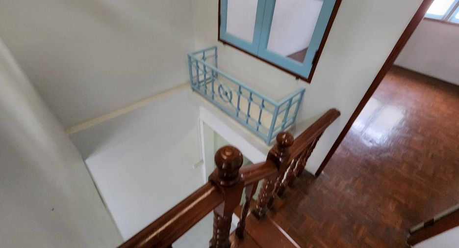 Casa adosada en venta de 2 habitaciones en Bang Sue, Bangkok