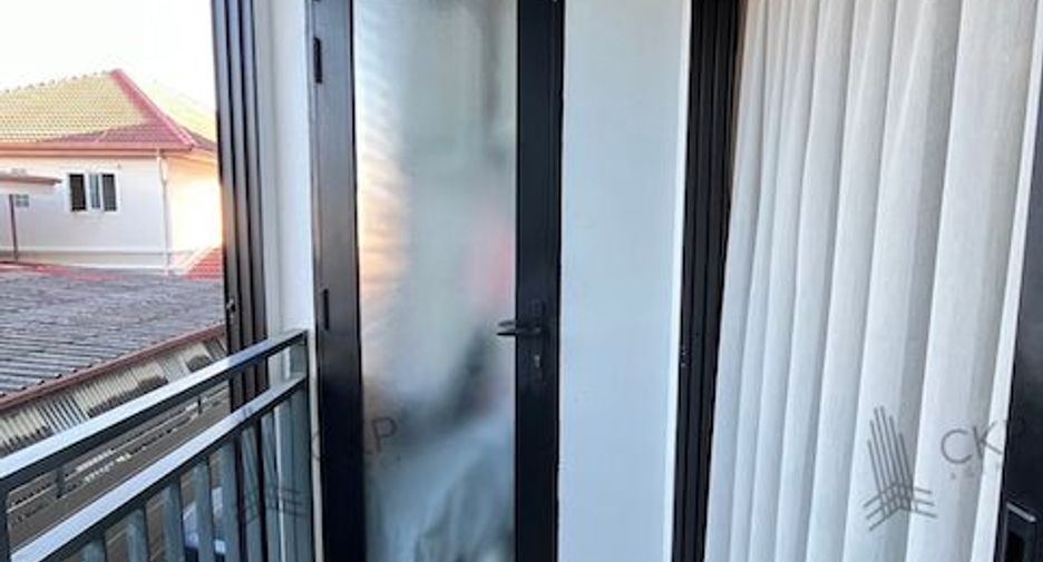 Wohnung zum Kauf mit 1 Zimmer in Huai Khwang, Bangkok