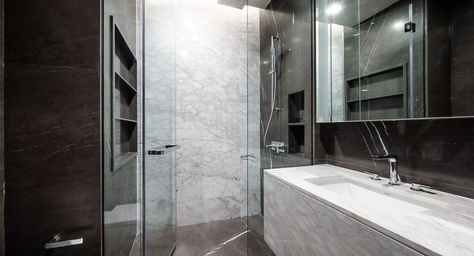 For sale 2 bedrooms condo in Watthana, Bangkok