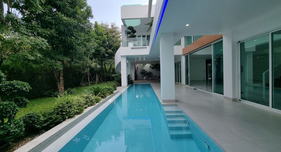 For sale 8 bed villa in Hang Dong, Chiang Mai