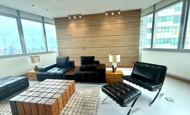 Condo en venta de 3 habitaciones en Khlong Toei, Bangkok
