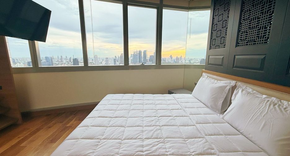 For sale 3 ベッドルーム condo in Khlong Toei, Bangkok