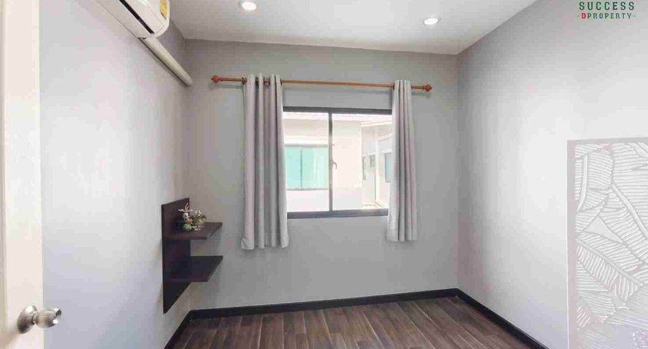 出售 3 卧室 联排别墅 在 Mueang Samut Prakan, Samut Prakan