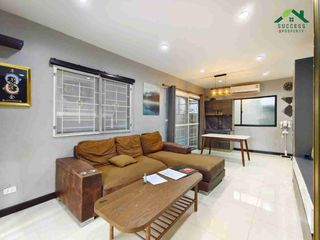 For sale 3 bedrooms townhouse in Mueang Samut Prakan, Samut Prakan