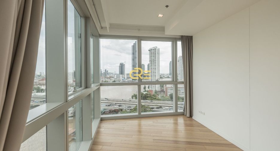 Condo en alquiler y en venta de 3 habitaciones en Sathon, Bangkok