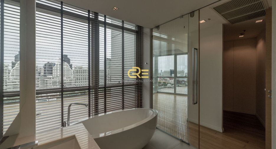 Condo en alquiler y en venta de 3 habitaciones en Sathon, Bangkok