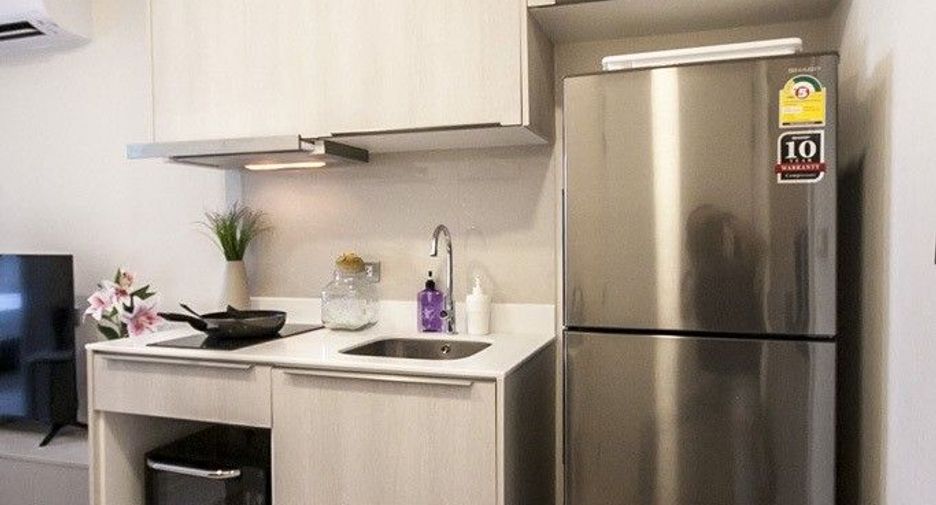 For sale 1 bed condo in Khlong Toei, Bangkok