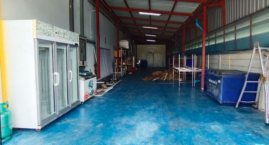 For sale retail Space in Krathum Baen, Samut Sakhon