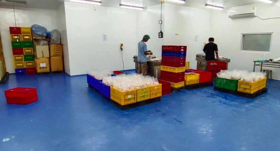 For sale retail Space in Krathum Baen, Samut Sakhon