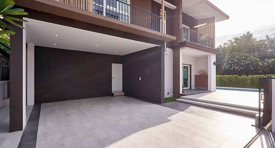 À vendre 4 chambres maison à San Kamphaeng, Chiang Mai