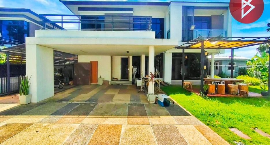 For sale 4 Beds house in Mueang Nakhon Pathom, Nakhon Pathom
