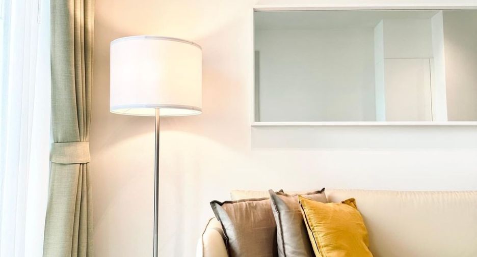 For sale 1 bed condo in Khlong Toei, Bangkok