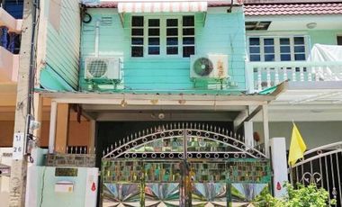 For sale 3 Beds townhouse in Chom Thong, Bangkok