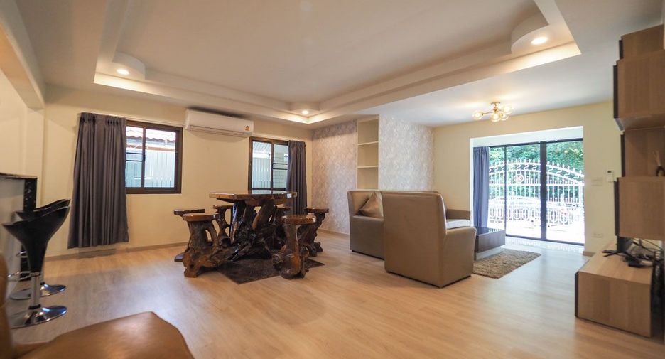 Haus zum Kauf mit 3 Zimmer in Bang Lamung, Chonburi
