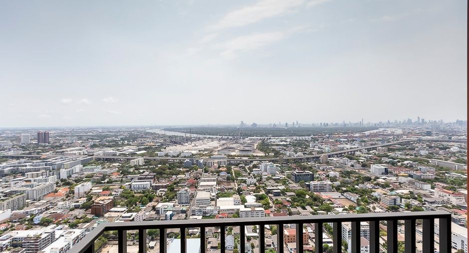 Wohnung zur Miete und zum Kauf mit 2 Zimmer in Phra Khanong, Bangkok