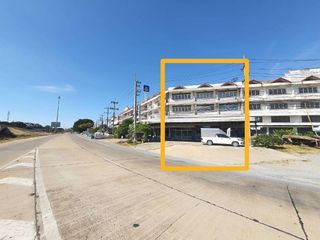 For sale 2 bed retail Space in Mueang Sing Buri, Sing Buri