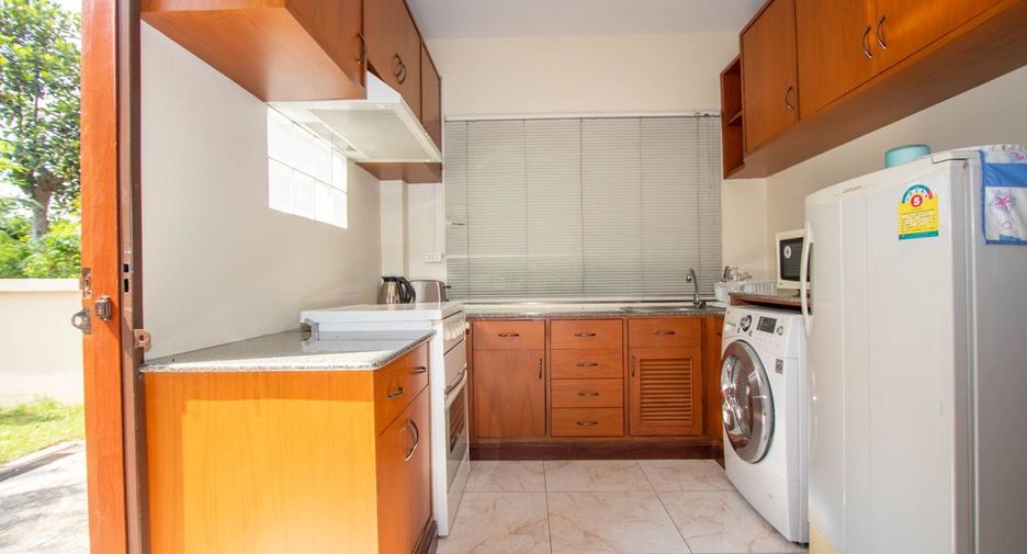 For sale 4 ベッドルーム house in San Sai, Chiang Mai