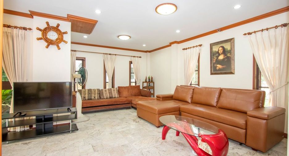 For sale 4 ベッドルーム house in San Sai, Chiang Mai