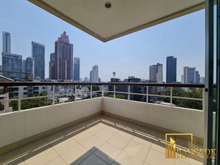 For rent 3 bedrooms apartment in Khlong Toei, Bangkok