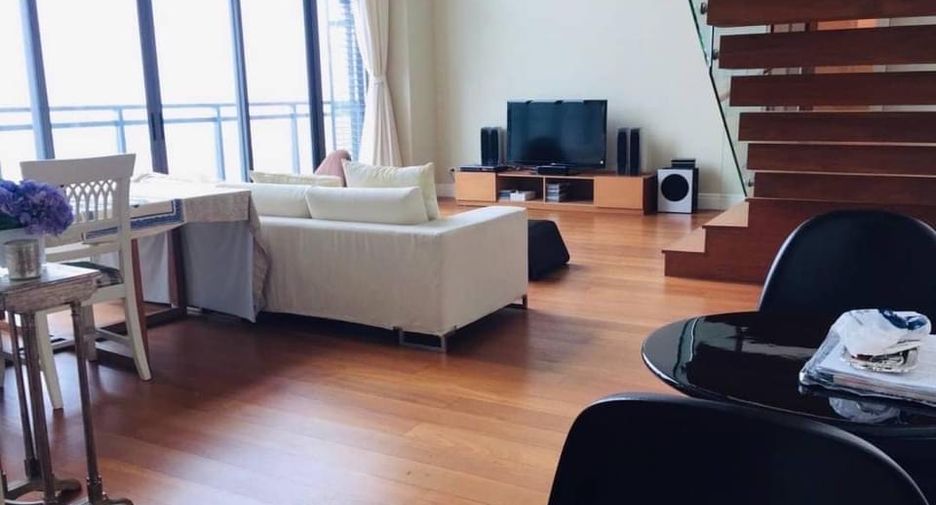 Wohnung zum Kauf mit 3 Zimmer in Khlong Toei, Bangkok