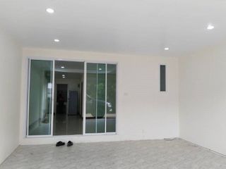 For rent 3 bed townhouse in Tha Sala, Nakhon Si Thammarat