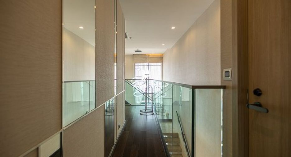 For rent 2 ベッドルーム condo in Khlong Toei, Bangkok