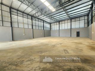 For rent warehouse in Lam Luk Ka, Pathum Thani
