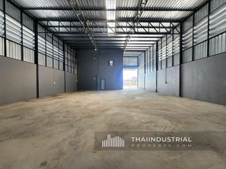 For rent warehouse in Lam Luk Ka, Pathum Thani