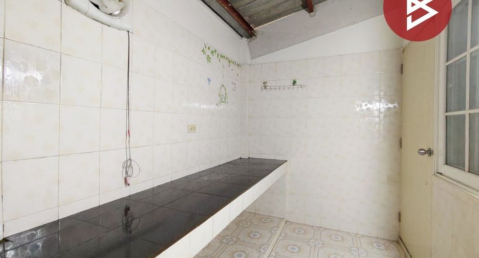 Продажа 2 спальни таунхаус в Mueang Samut Prakan, Самутпракан