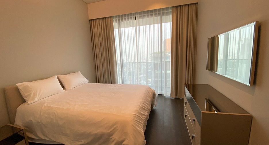 For rent 3 bedrooms condo in Watthana, Bangkok