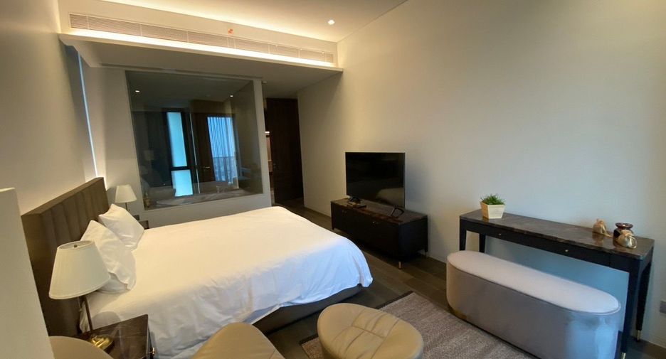 For rent 3 bedrooms condo in Watthana, Bangkok