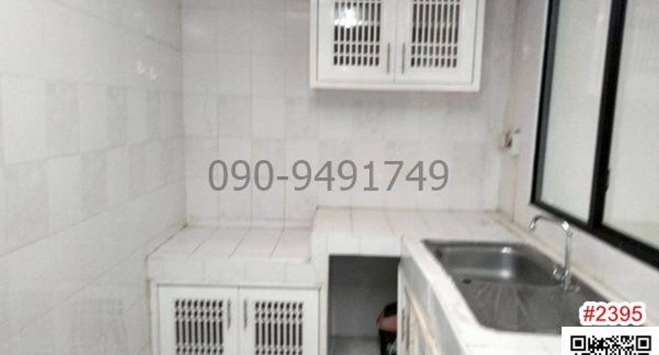 For rent and for sale 3 bedrooms townhouse in Bang Khae, Bangkok