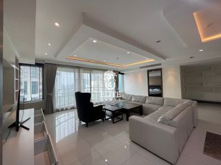 出租 4 卧室 公寓 在 Khlong Toei, 曼谷