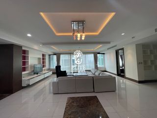 出租 4 卧室 公寓 在 Khlong Toei, 曼谷