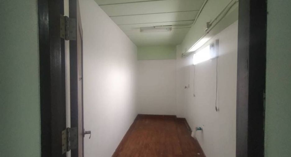 For rent 2 bedrooms office in Bang Bua Thong, Nonthaburi