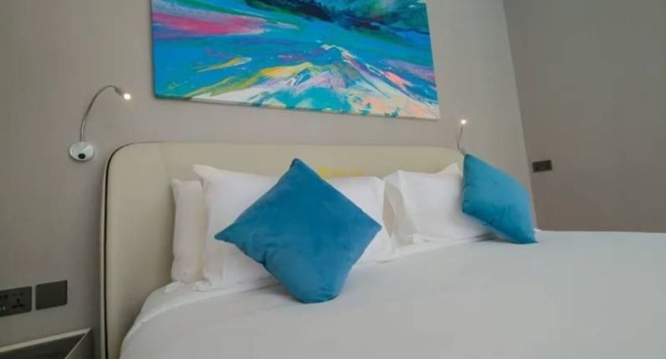 For rent 4 bedrooms villa in Mueang Phuket, Phuket