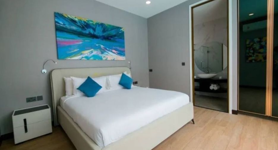For rent 4 bedrooms villa in Mueang Phuket, Phuket