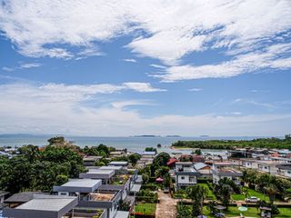For sale 3 bed condo in Klaeng, Rayong