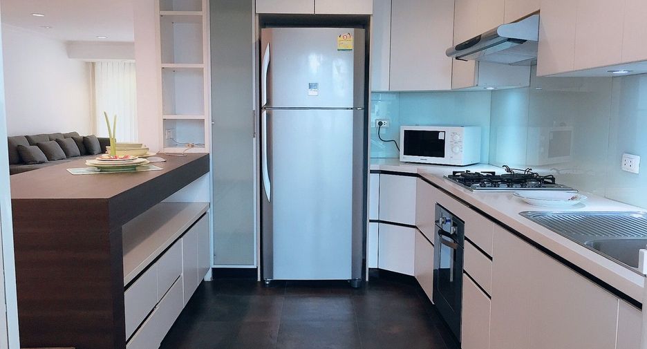 À louer 2 chambres appartement à Sathon, Bangkok